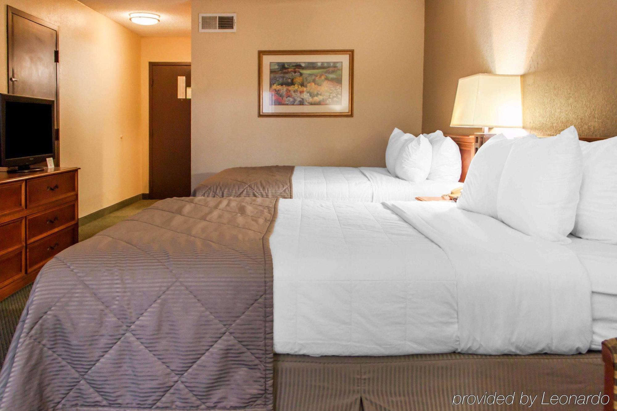 The Clarion Inn אלק סיטי מראה חיצוני תמונה