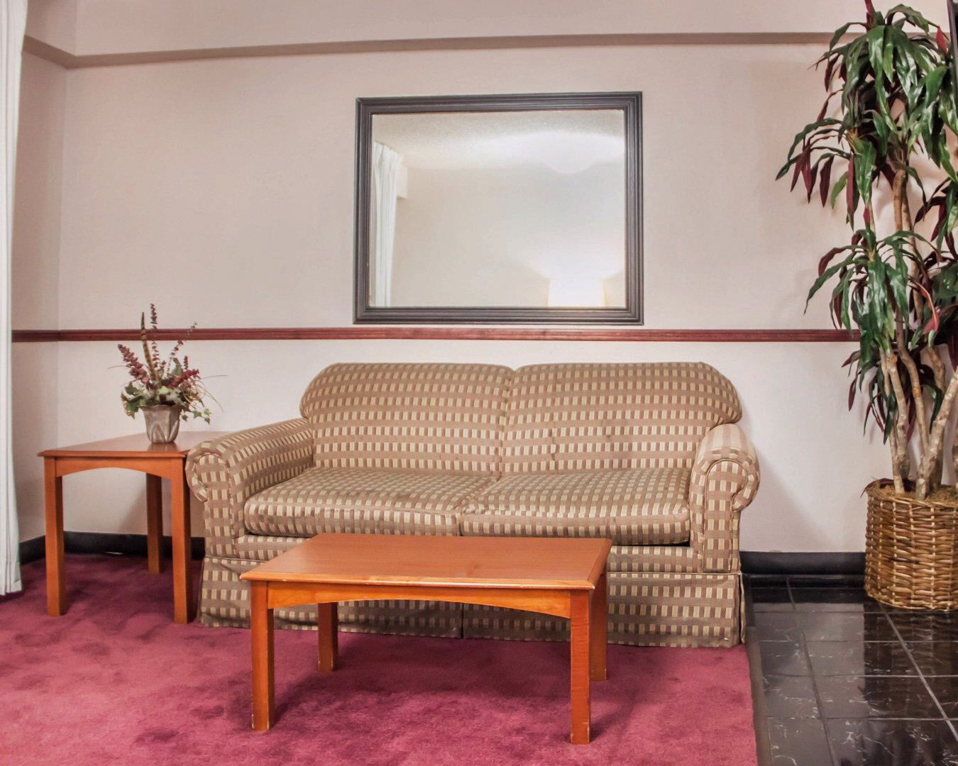 The Clarion Inn אלק סיטי מראה חיצוני תמונה